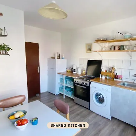 Lukenda - Cozy Double With Shared Kitchen & Terrace